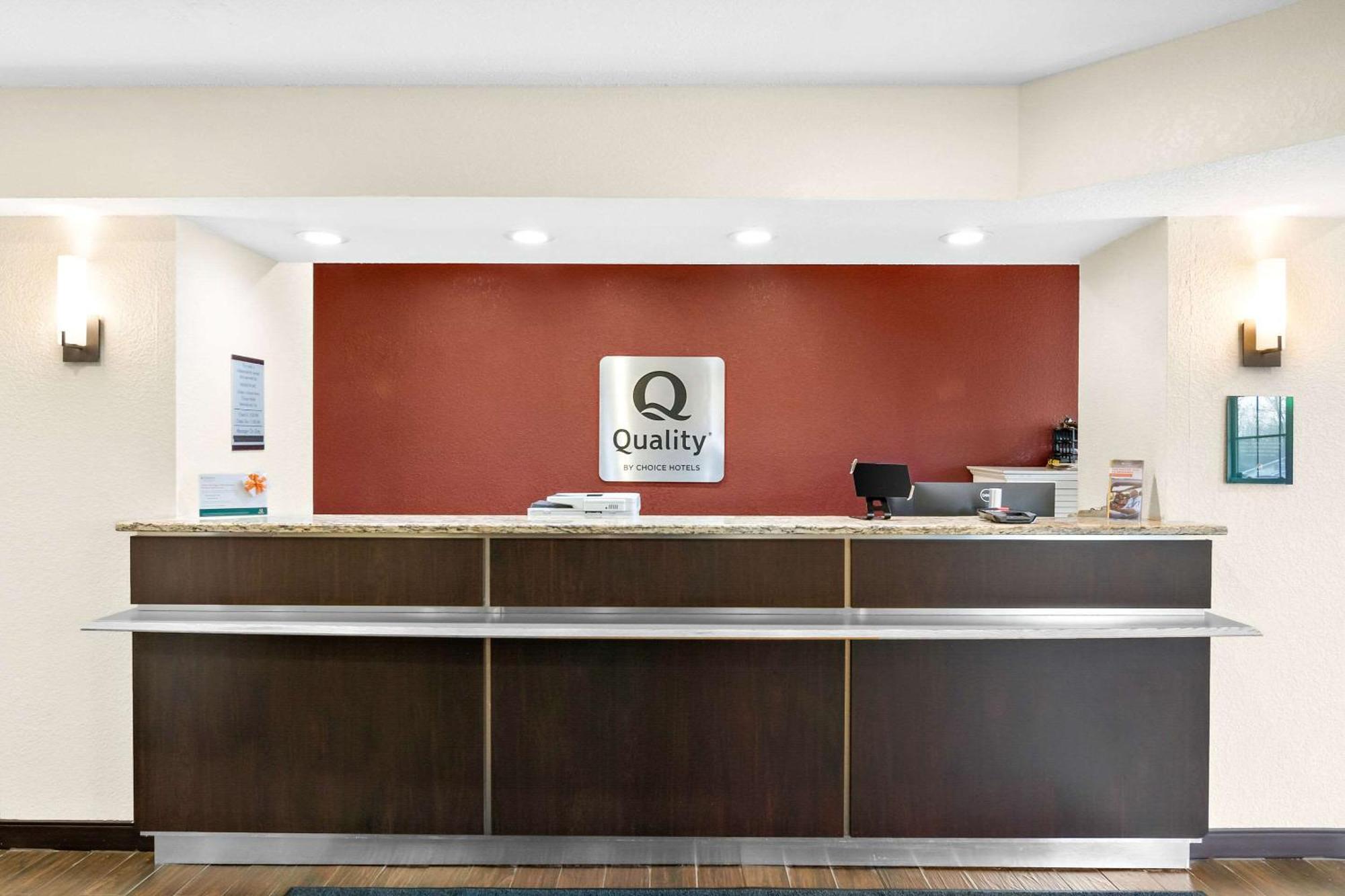 Quality Inn Queensbury Exterior foto